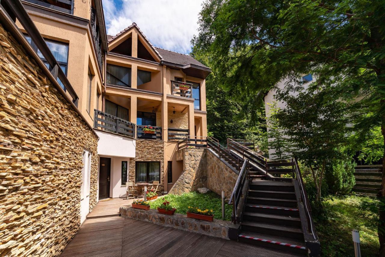 Casa Freya Hotel Buşteni Exterior foto