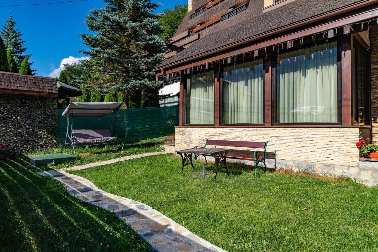 Casa Freya Hotel Buşteni Exterior foto